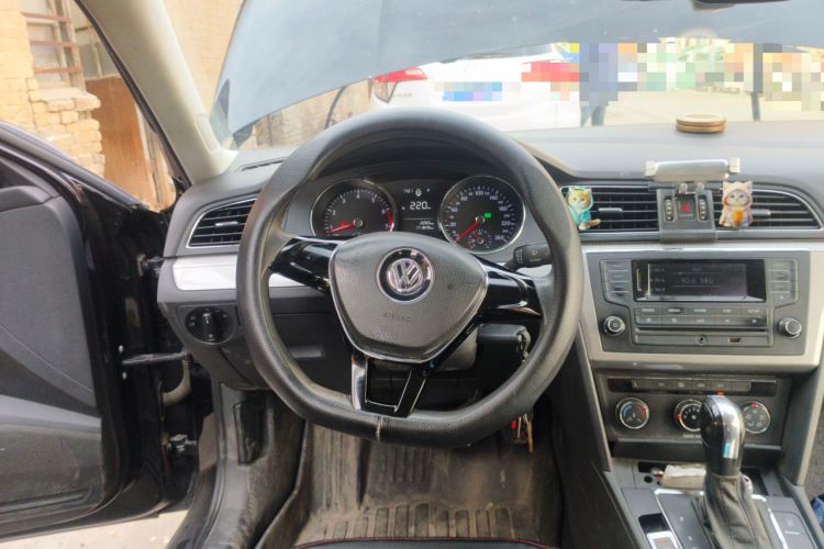 Used Volkswagen Lamando 2015 230TSI DSG Fashion Edition Steering Wheel