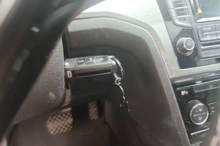 Used Volkswagen Lamando 2015 280TSI DSG Comfort Edition Vehicle Key