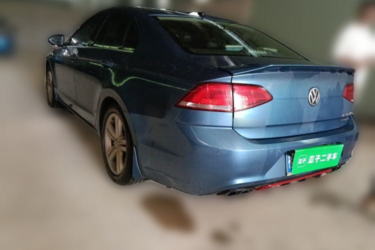 Used Volkswagen Lamando 2015 330TSI DSG Comfort Edition Rear Left 45 Deg