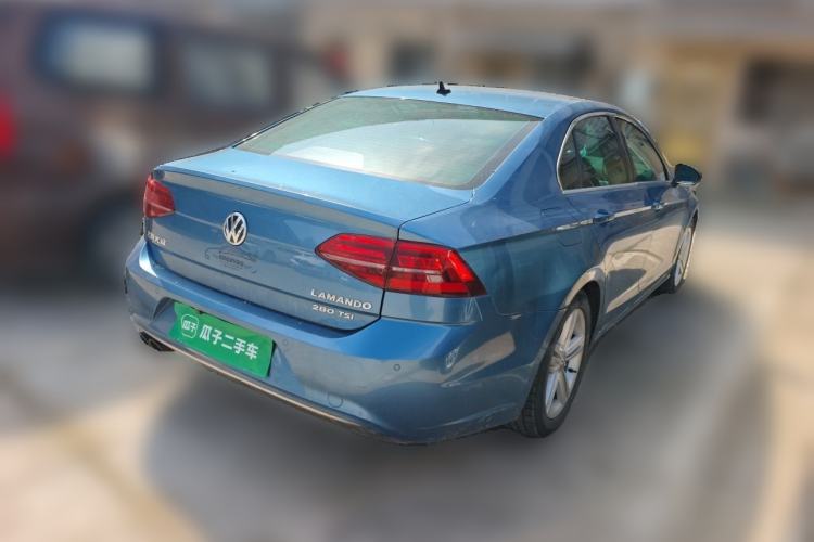 Used Volkswagen Lamando 2015 280TSI DSG Comfort Edition Rear Right 45 Deg
