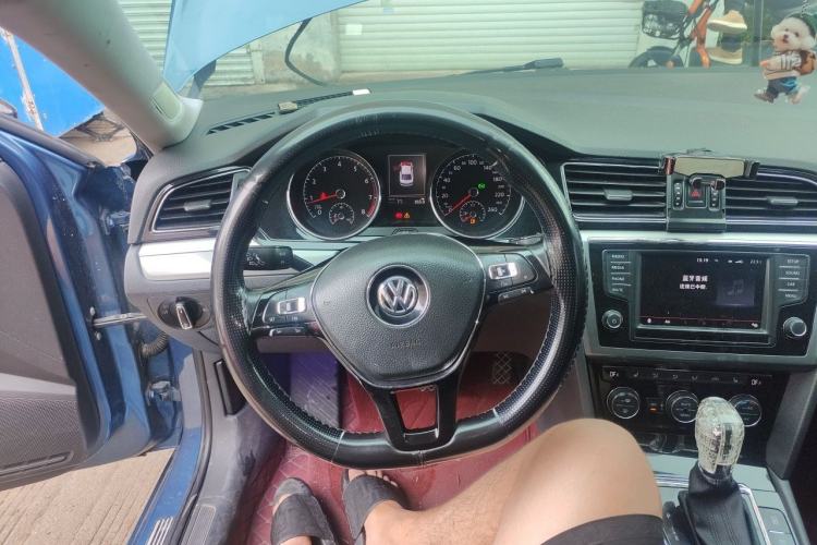 Used Volkswagen Lamando 2015 330TSI DSG Luxury Edition Steering Wheel