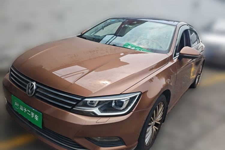 Used Volkswagen Lamando 2015 330TSI DSG Luxury Edition Guazi used car, China used car export, Used car for sale, Used  cars, Cheapest cars for sale