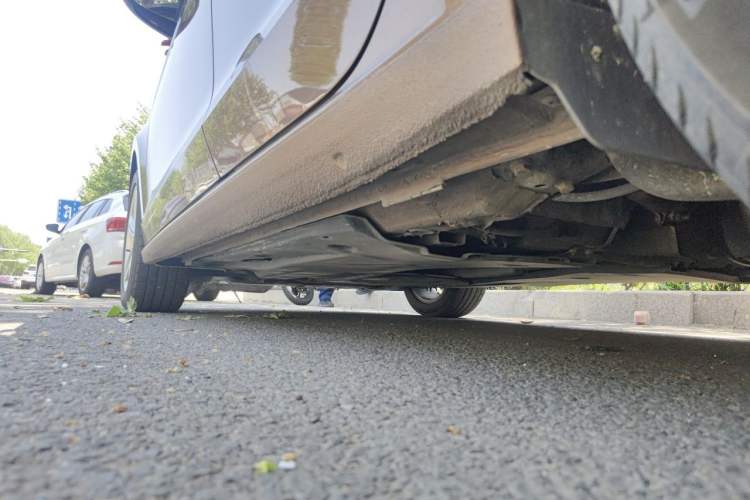 Used Volkswagen Lamando 2015 280TSI DSG Comfort Edition Chassis Rear Left