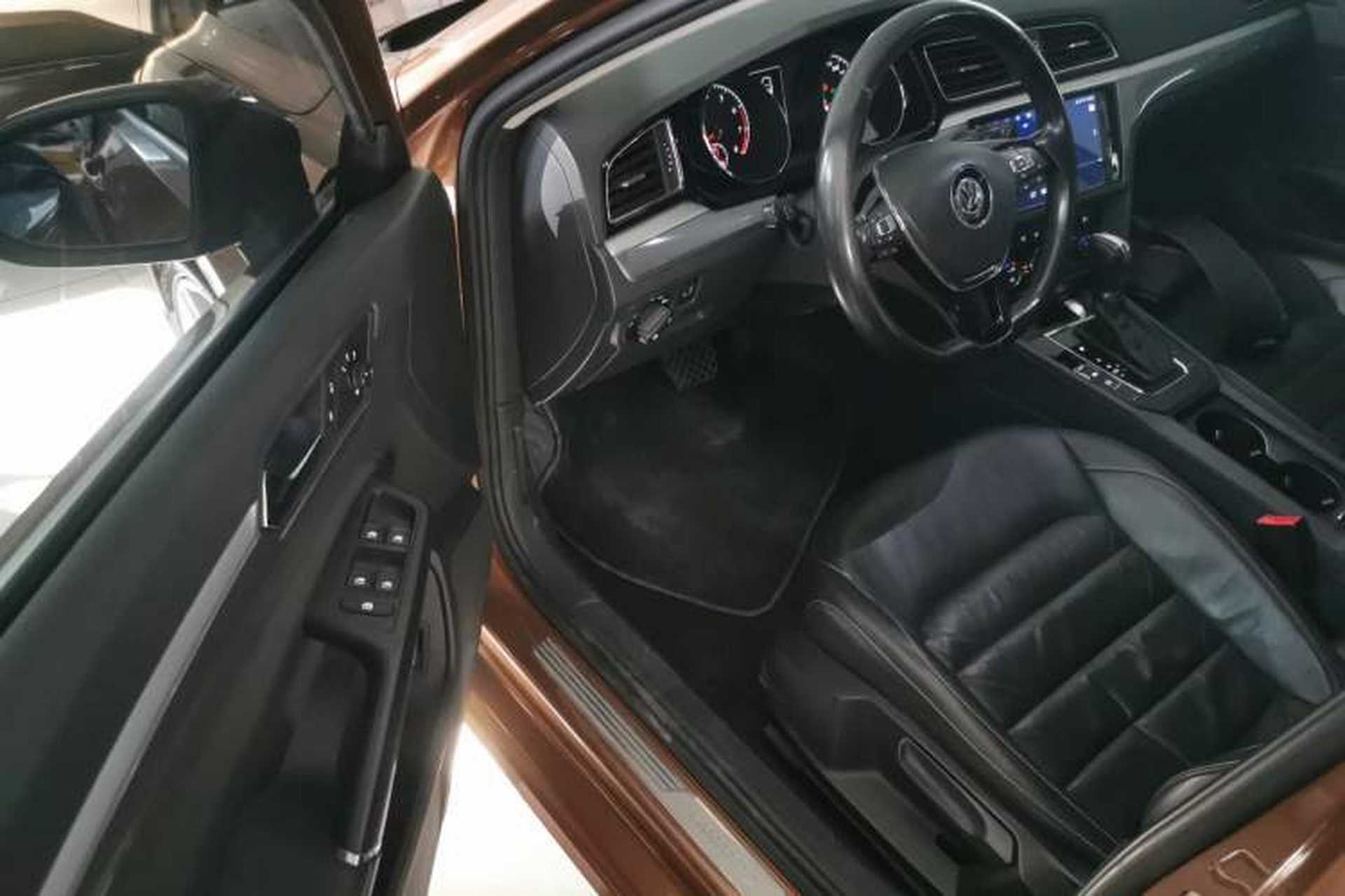 Used Volkswagen Lamando 2015 280TSI DSG Comfort Edition Driver Seat