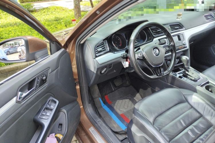 Used Volkswagen Lamando 2015 280TSI DSG Comfort Edition Driver Seat