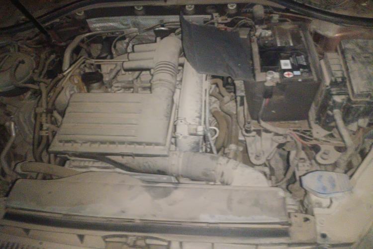 Used Volkswagen Lamando 2015 230TSI DSG Fashion Edition Engine Bay