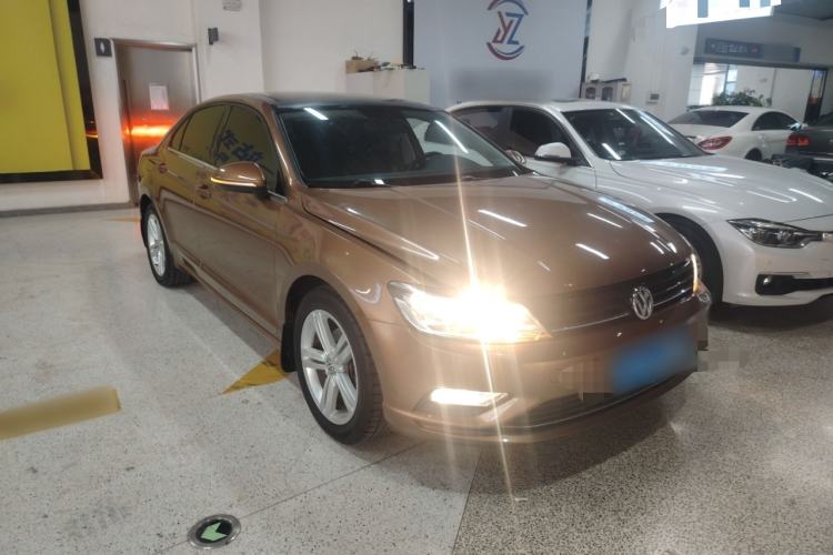 Used Volkswagen Lamando 2015 280TSI DSG Comfort Edition Exterior 1