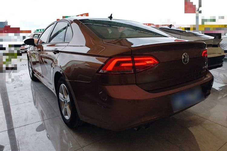Used Volkswagen Lamando 2015 230TSI DSG Fashion Edition Exterior 2
