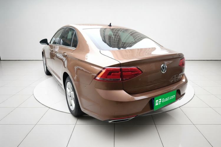 Used Volkswagen Lamando 2015 230TSI DSG Fashion Edition Exterior 3