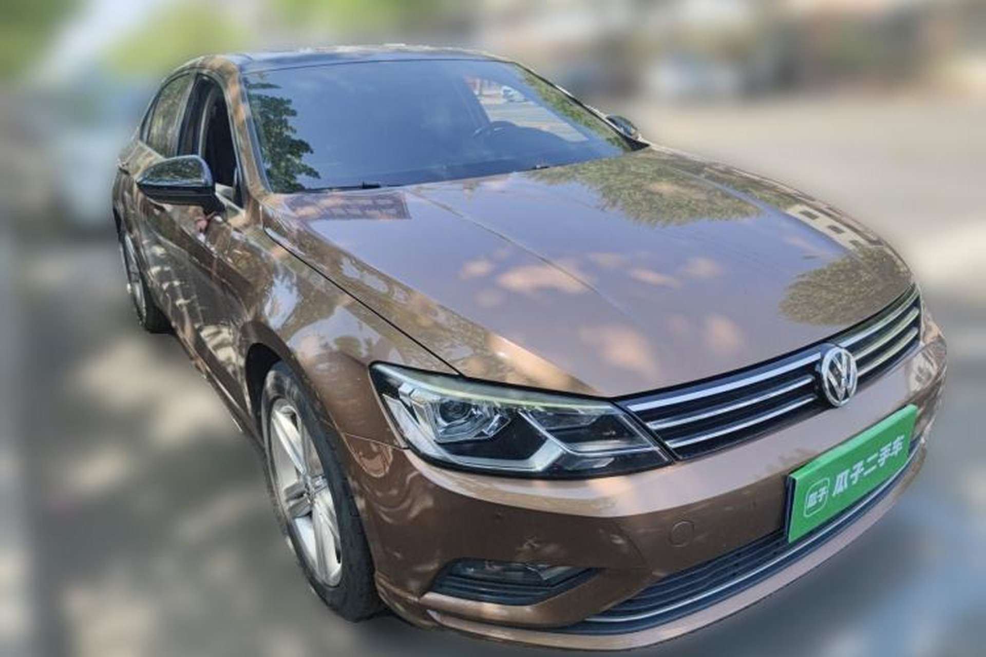 Used Volkswagen Lamando 2015 280TSI DSG Comfort Edition Front Right 45 Deg