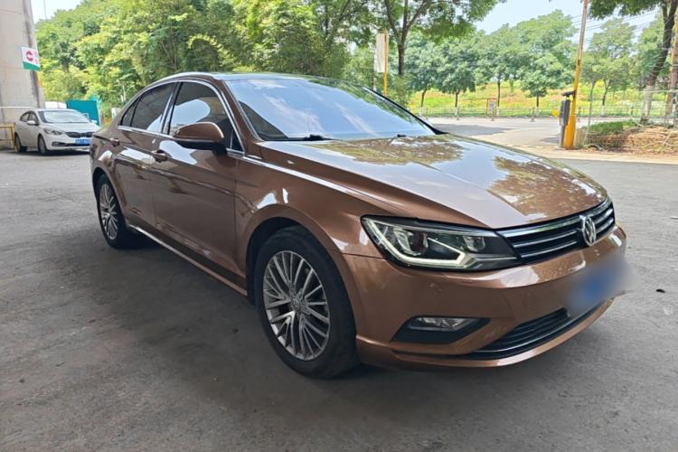 Used Volkswagen Lamando 2015 280TSI DSG Luxury Edition Front Right 45 Deg