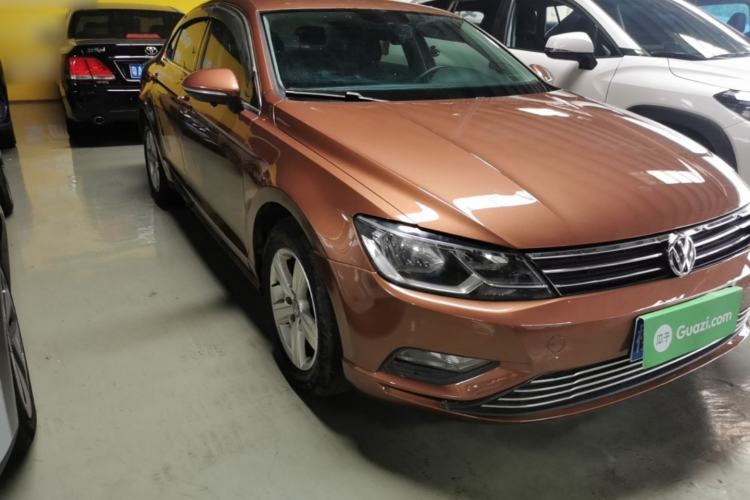 Used Volkswagen Lamando 2015 230TSI DSG Fashion Edition Front Right 45 Deg
