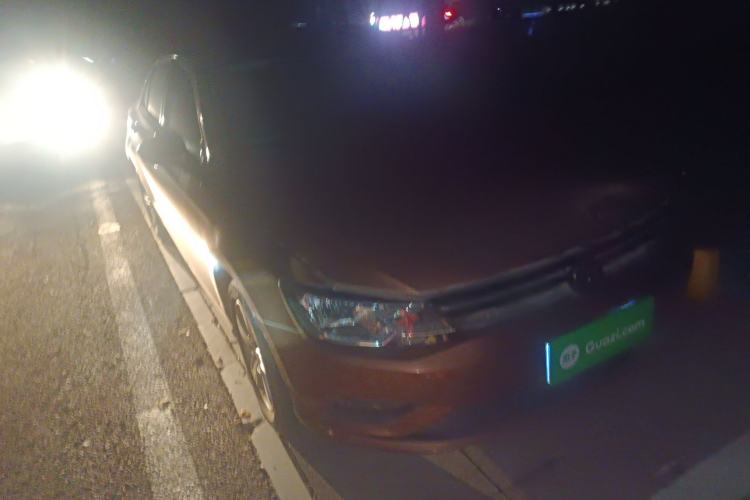 Used Volkswagen Lamando 2015 230TSI DSG Fashion Edition Front Right 45 Deg
