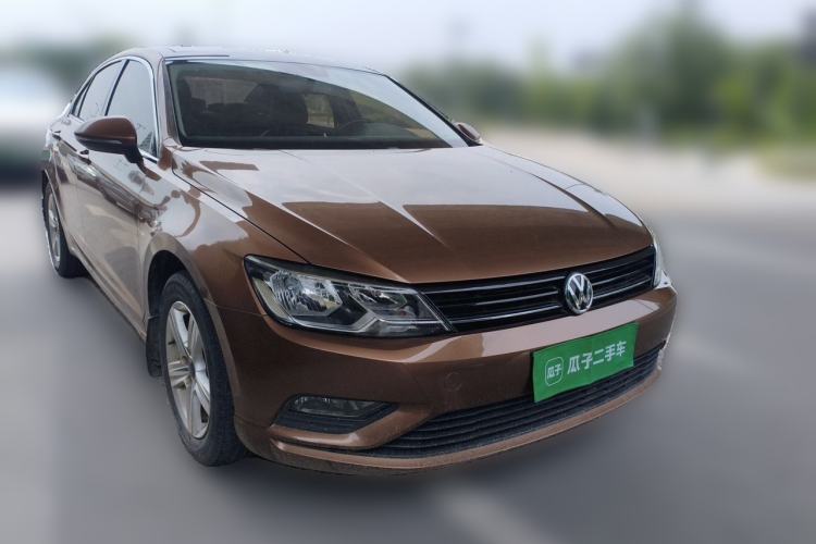 Used Volkswagen Lamando 2015 230TSI DSG Fashion Edition Front Right 45 Deg
