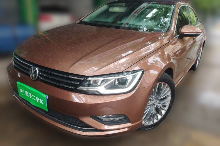 Used Volkswagen Lamando 2015 330TSI DSG Luxury Edition Guazi used car, China used car export, Used car for sale, Used cars, Cheapest cars for sale