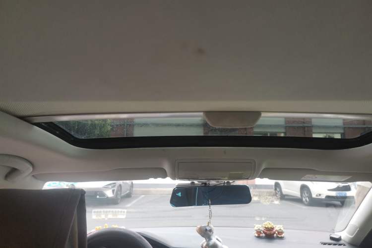 Used Volkswagen Lamando 2015 330TSI DSG Comfort Edition Headliner