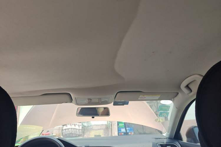 Used Volkswagen Lamando 2015 230TSI DSG Fashion Edition Headliner