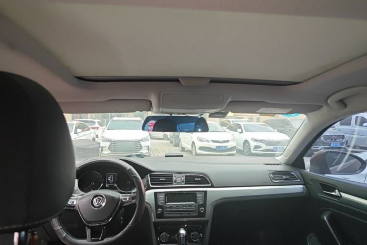 Used Volkswagen Lamando 2015 280TSI DSG Comfort Edition Headliner