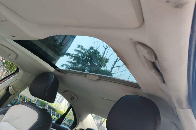 Used Volkswagen Lamando 2015 280TSI DSG Comfort Edition Headliner