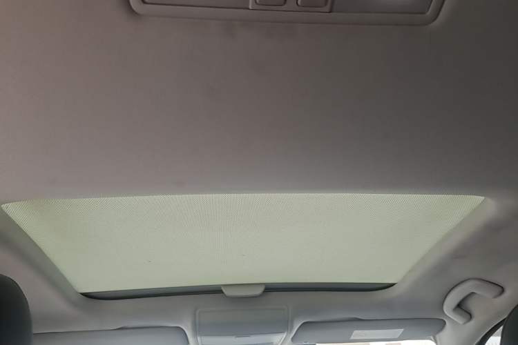 Used Volkswagen Lamando 2015 230TSI DSG Fashion Edition Headliner