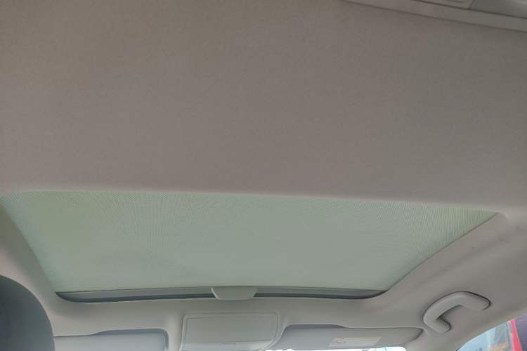 Used Volkswagen Lamando 2015 280TSI DSG Comfort Edition Headliner