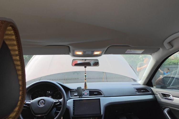 Used Volkswagen Lamando 2015 230TSI DSG Fashion Edition Headliner