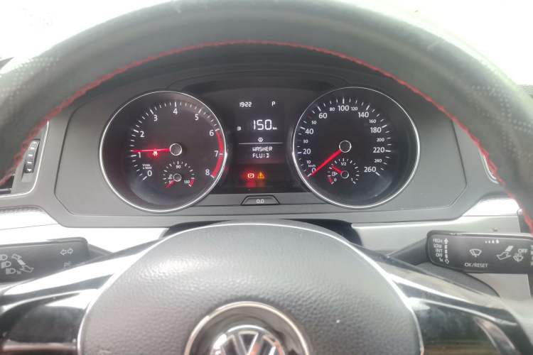 Used Volkswagen Lamando 2015 230TSI DSG Fashion Edition Instrument Cluster