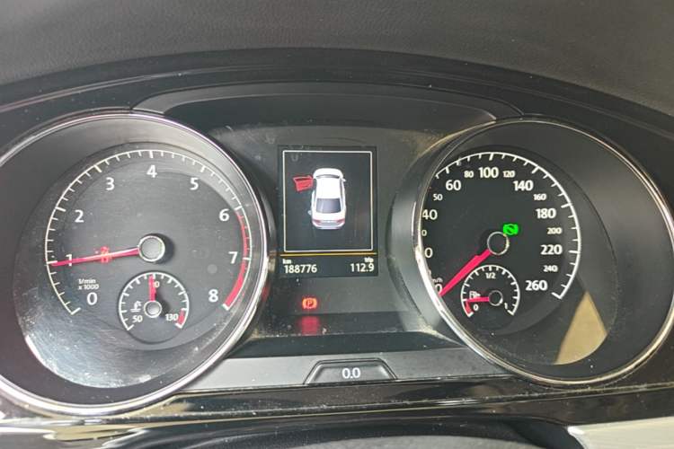 Used Volkswagen Lamando 2015 280TSI DSG Luxury Edition Instrument Cluster