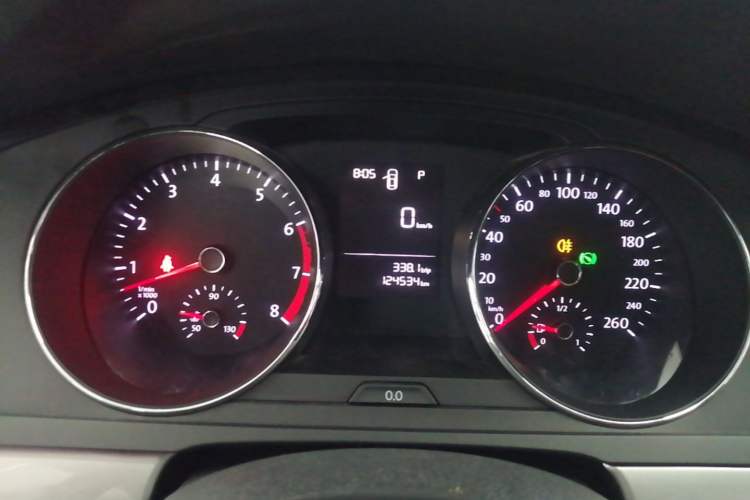 Used Volkswagen Lamando 2015 230TSI DSG Fashion Edition Instrument Cluster
