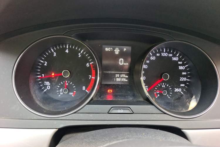 Used Volkswagen Lamando 2015 230TSI DSG Fashion Edition Instrument Cluster