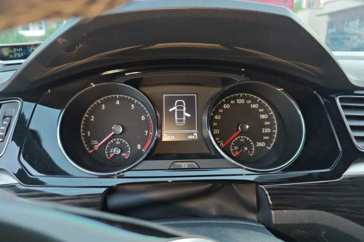Used Volkswagen Lamando 2015 280TSI DSG Comfort Edition Instrument Cluster