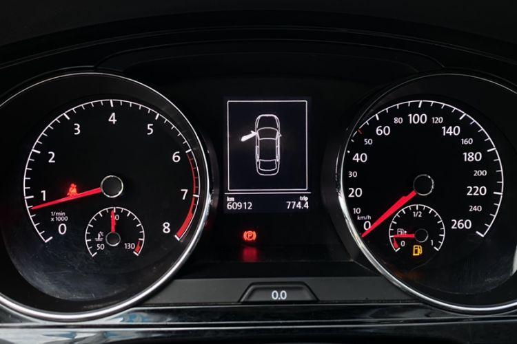 Used Volkswagen Lamando 2015 280TSI Manual Comfort Edition Instrument Cluster