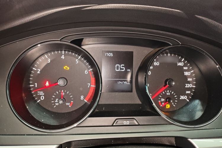 Used Volkswagen Lamando 2015 230TSI Manual Trend Edition Instrument Cluster