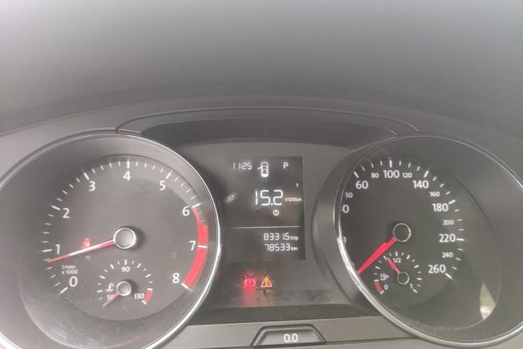 Used Volkswagen Lamando 2015 230TSI DSG Fashion Edition Instrument Cluster