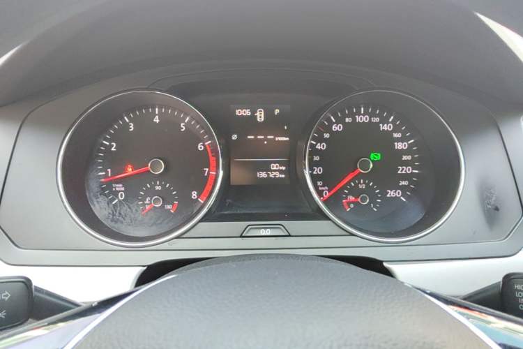 Used Volkswagen Lamando 2015 230TSI DSG Fashion Edition Instrument Cluster