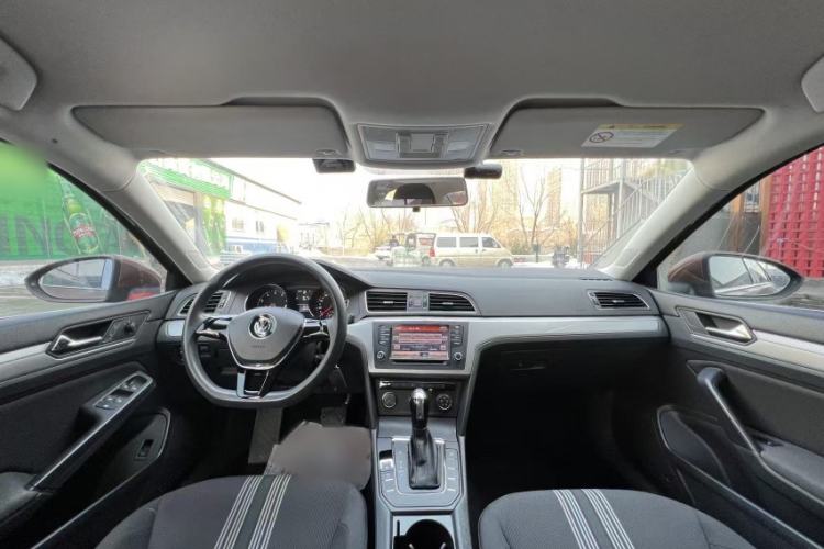Used Volkswagen Lamando 2015 230TSI DSG Fashion Edition Interior 2