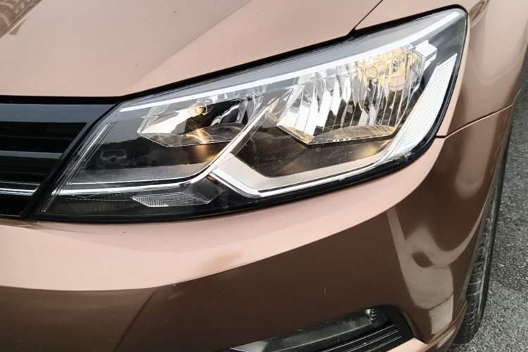 Used Volkswagen Lamando 2015 280TSI DSG Comfort Edition Left Front Headlight