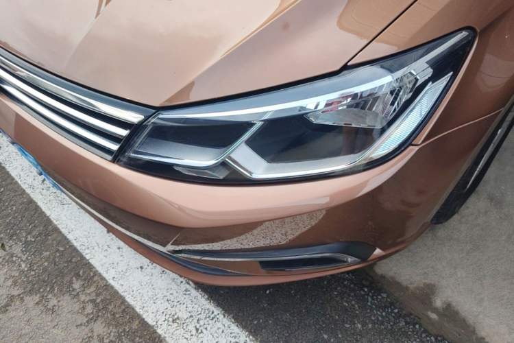 Used Volkswagen Lamando 2015 230TSI DSG Fashion Edition Left Front Headlight