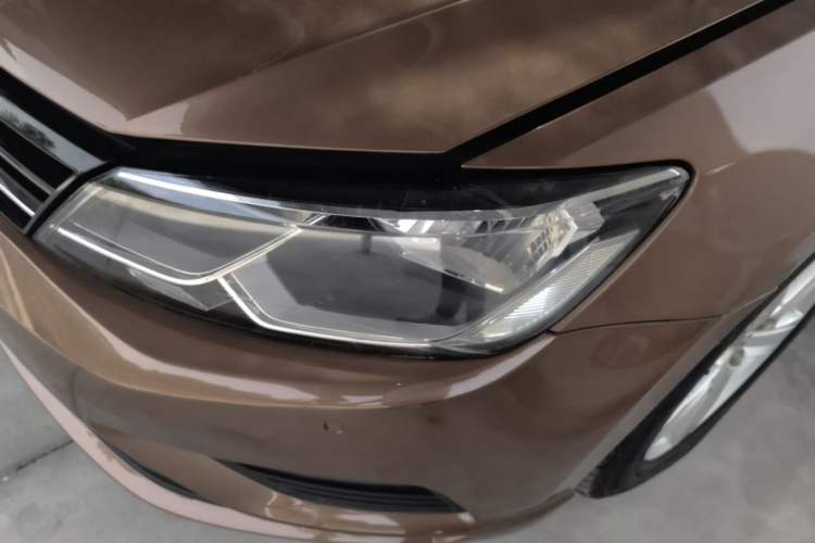 Used Volkswagen Lamando 2015 230TSI DSG Fashion Edition Left Front Headlight