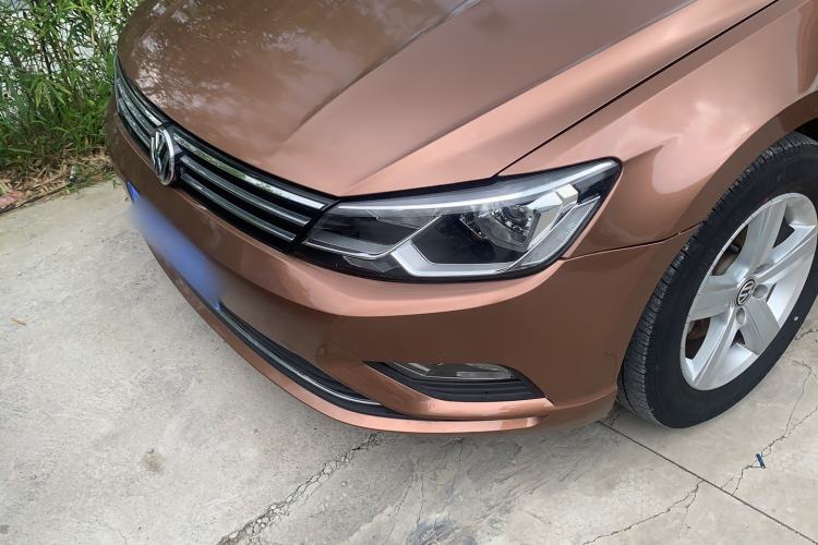 Used Volkswagen Lamando 2015 230TSI Manual Trend Edition Left Front Headlight