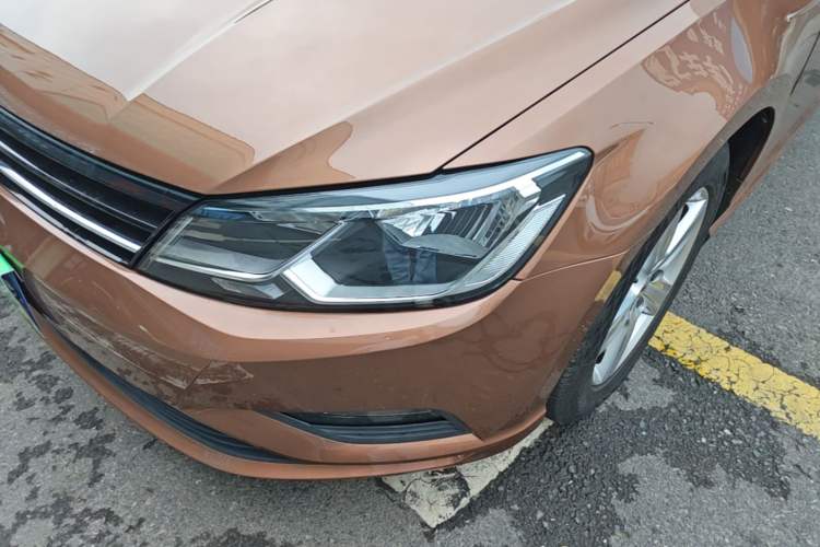 Used Volkswagen Lamando 2015 230TSI DSG Fashion Edition Left Front Headlight