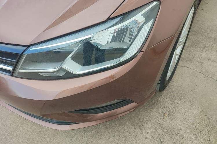 Used Volkswagen Lamando 2015 280TSI DSG Comfort Edition Left Front Headlight