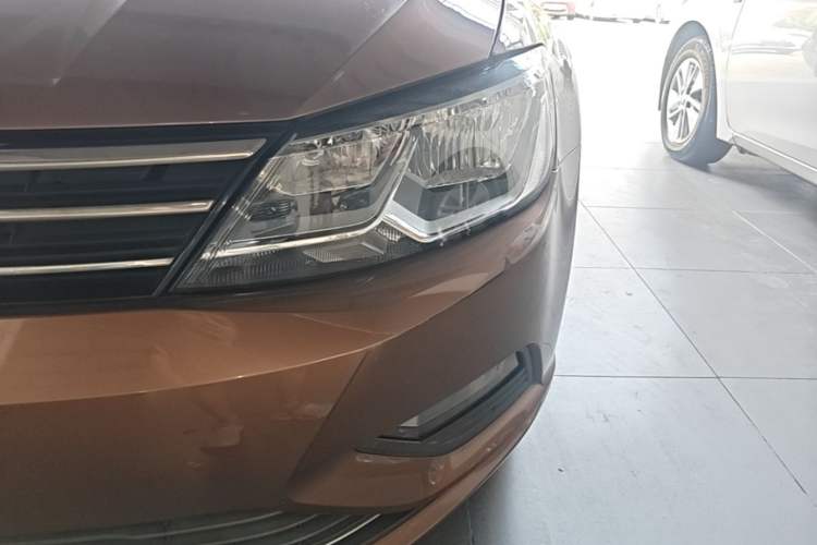 Used Volkswagen Lamando 2015 280TSI DSG Comfort Edition Left Front Headlight