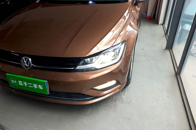 Used Volkswagen Lamando 2015 330TSI DSG Comfort Edition Left Front Headlight