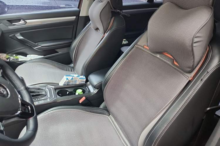 Used Volkswagen Lamando 2015 280TSI DSG Luxury Edition Left Front Seat