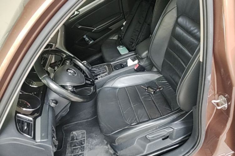 Used Volkswagen Lamando 2015 280TSI DSG Comfort Edition Left Front Seat