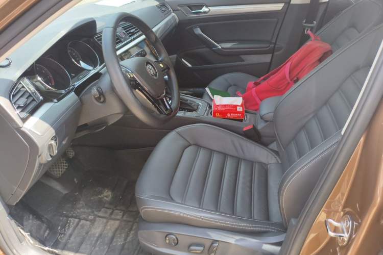 Used Volkswagen Lamando 2015 280TSI DSG Luxury Edition Left Front Seat