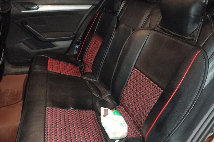 Used Volkswagen Lamando 2015 230TSI DSG Fashion Edition Left Rear Seat