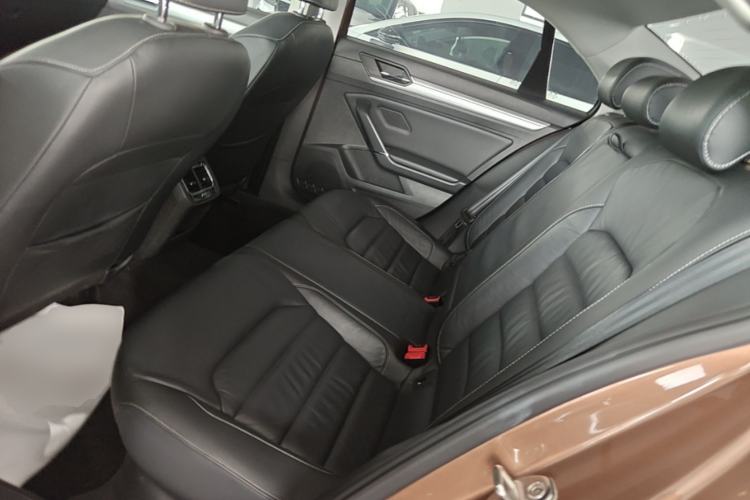 Used Volkswagen Lamando 2015 280TSI DSG Comfort Edition Left Rear Seat