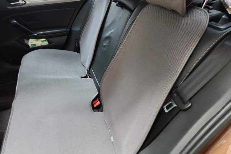 Used Volkswagen Lamando 2015 280TSI DSG Luxury Edition Left Rear Seat